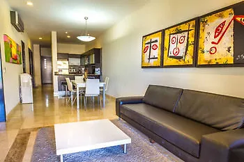 מלון פלאייה דל כרמן El Faro Oceanfront By Bric
